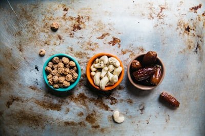 Snack Smart: Discover the Best Nutritional Snacks to Supercharge Your Day - The SMARTLY
